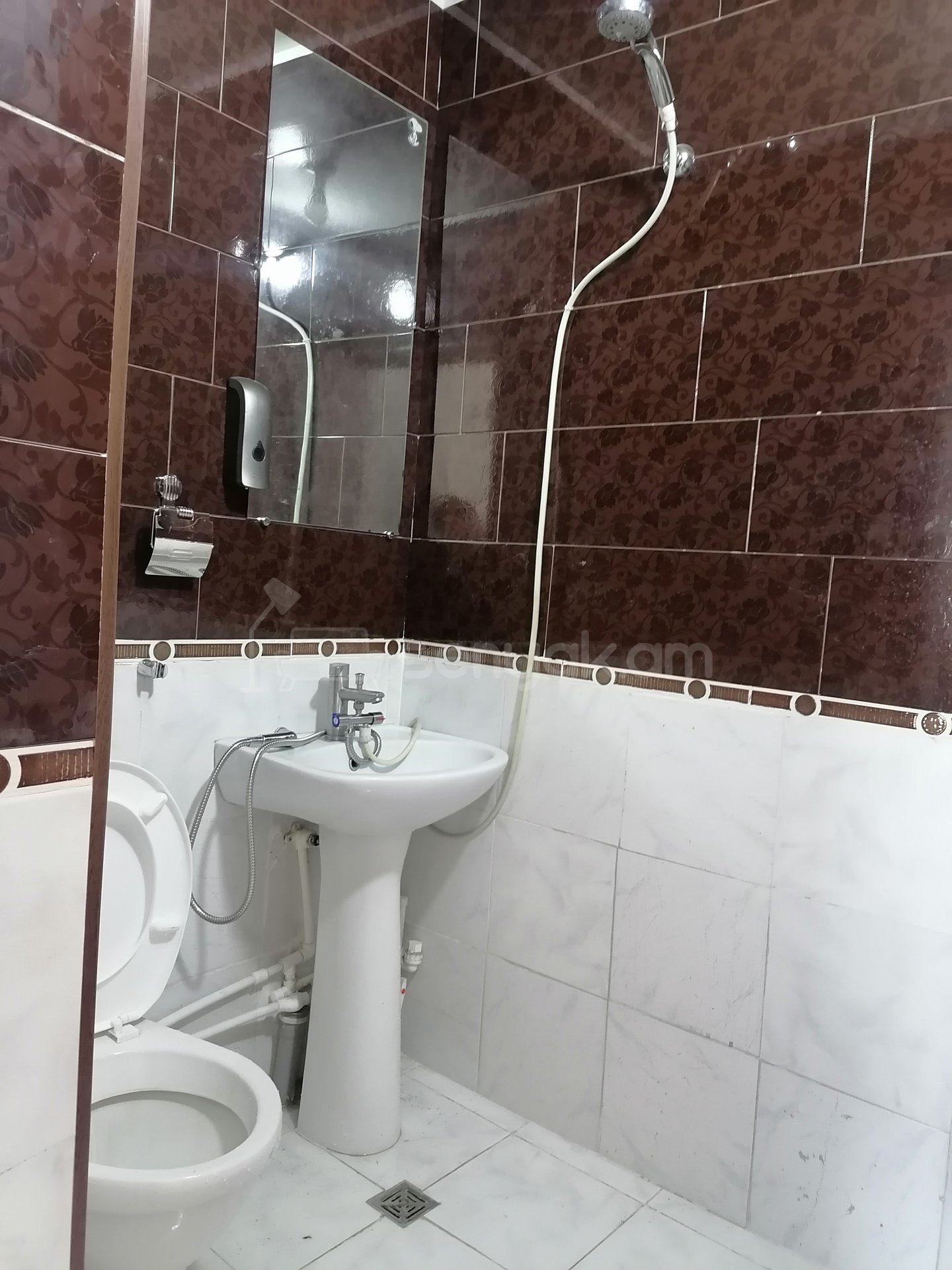 Քնելու Տեղ 1/1 հարկ