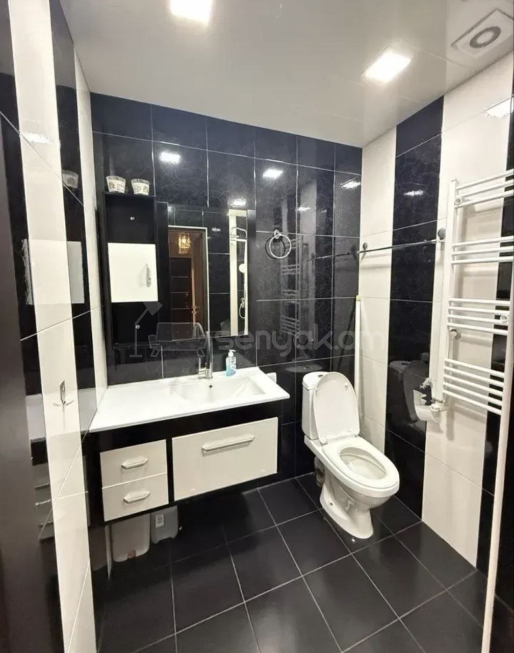 3 Սենյականոց Բնակարան, 74քմ, 1/9 հարկ, Կապիտալ Վերանորոգված
