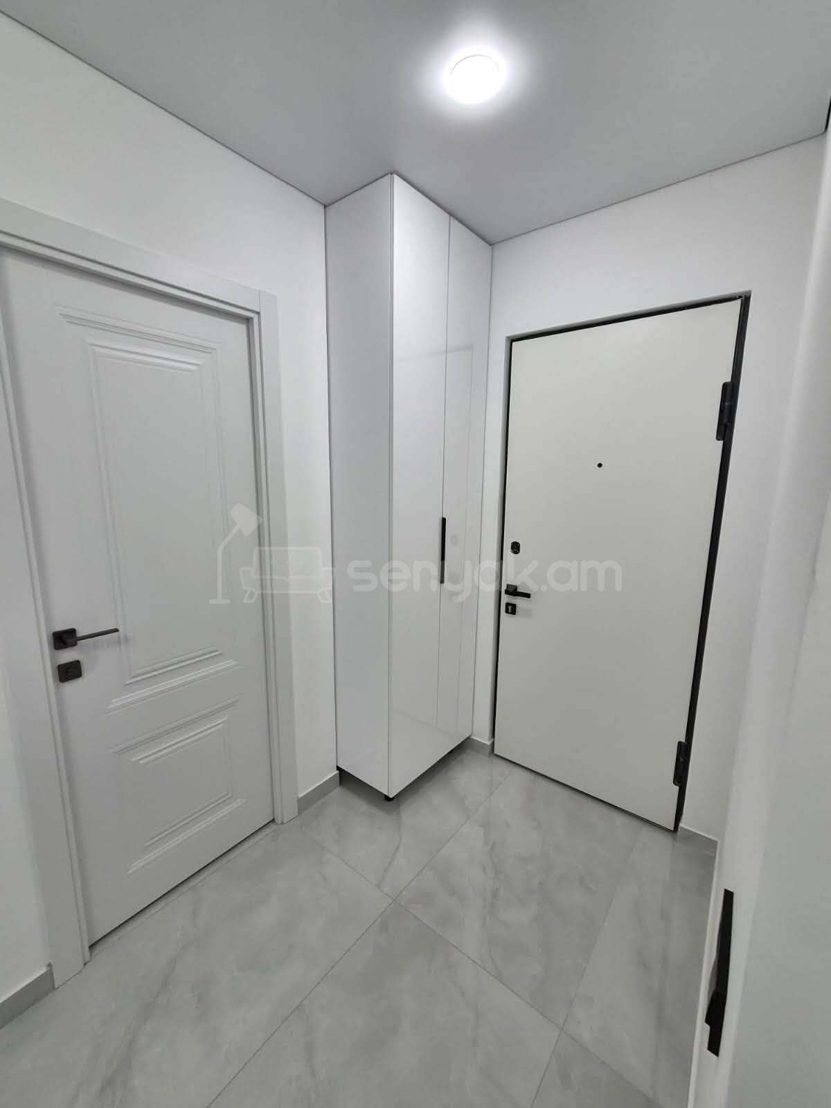 2 Սենյականոց Բնակարան, 36քմ, 12/13 հարկ, Կապիտալ Վերանորոգված