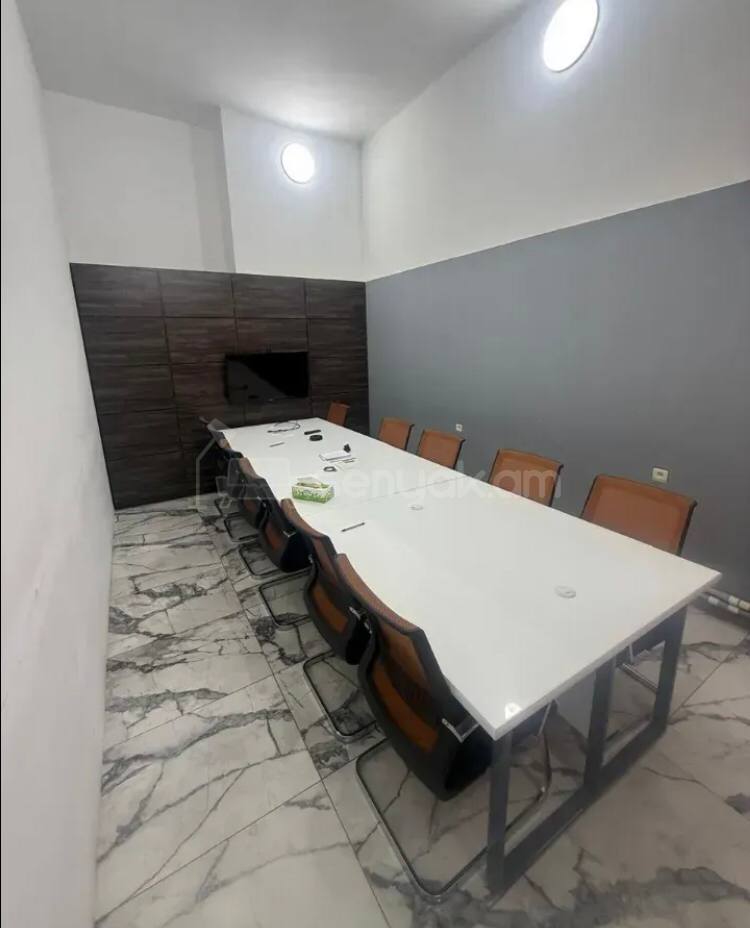 Օֆիսային Տարածք, 170քմ, Կապիտալ Վերանորոգված