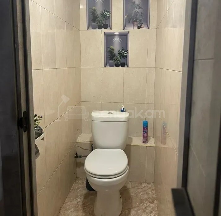 3 Սենյականոց Բնակարան, 64քմ, 1/14 հարկ, Կապիտալ Վերանորոգված