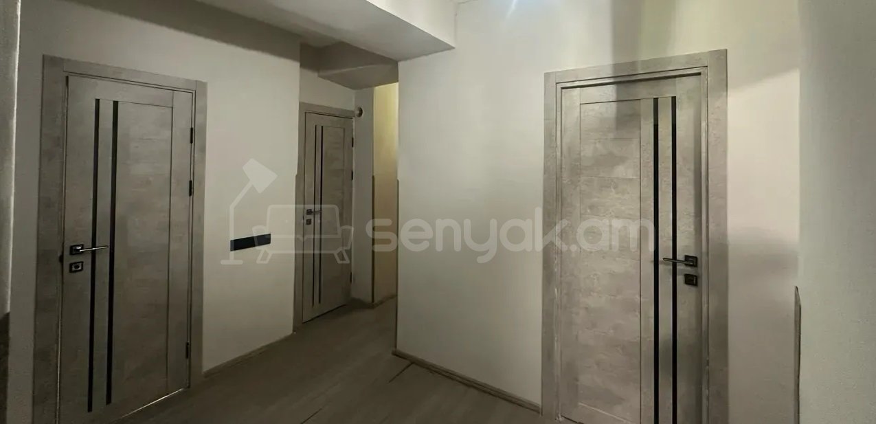 3 Սենյականոց Բնակարան, 64քմ, 1/14 հարկ, Կապիտալ Վերանորոգված