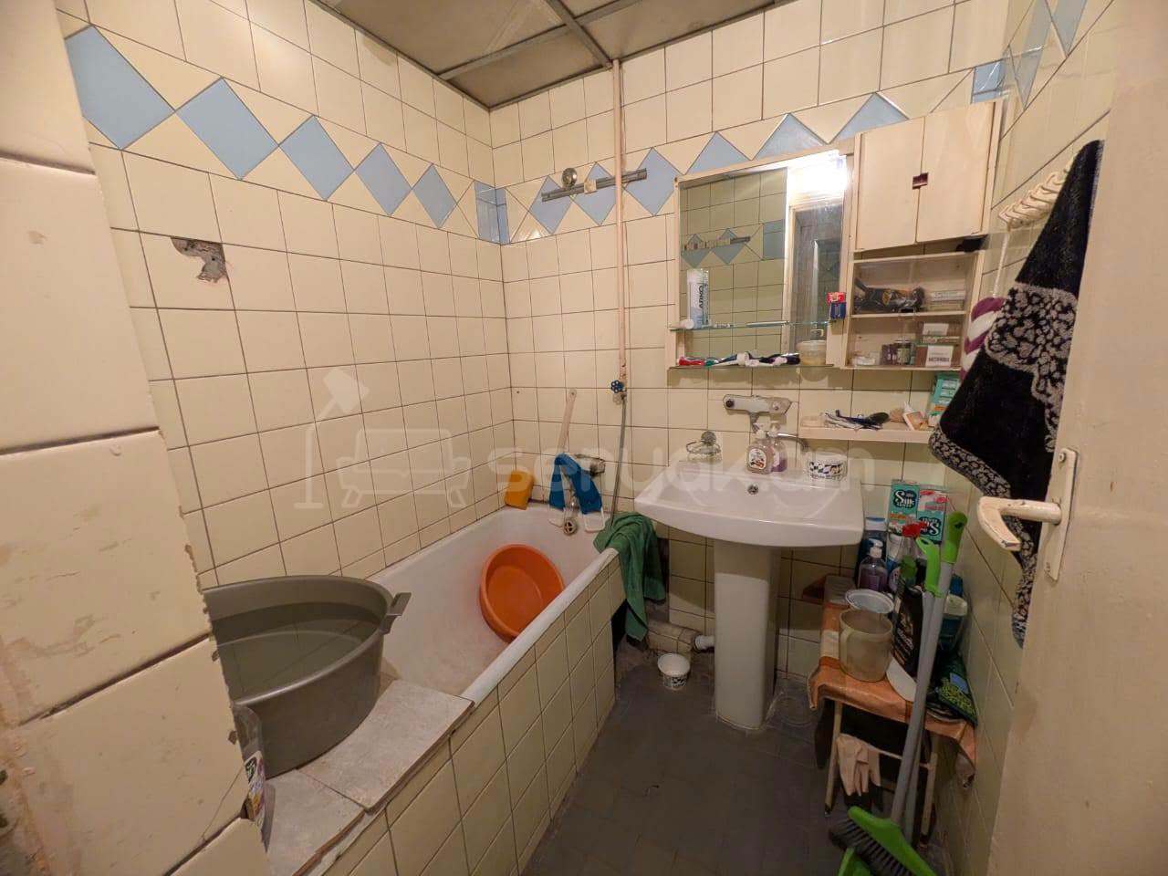 3 Սենյականոց Բնակարան, 95քմ, 13/13 հարկ, Պետական Վիճակում