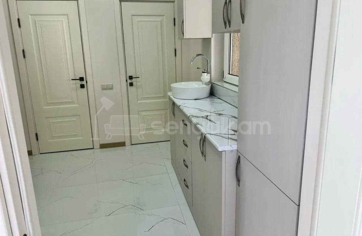 Օֆիսային Տարածք, 90քմ, Կապիտալ Վերանորոգված