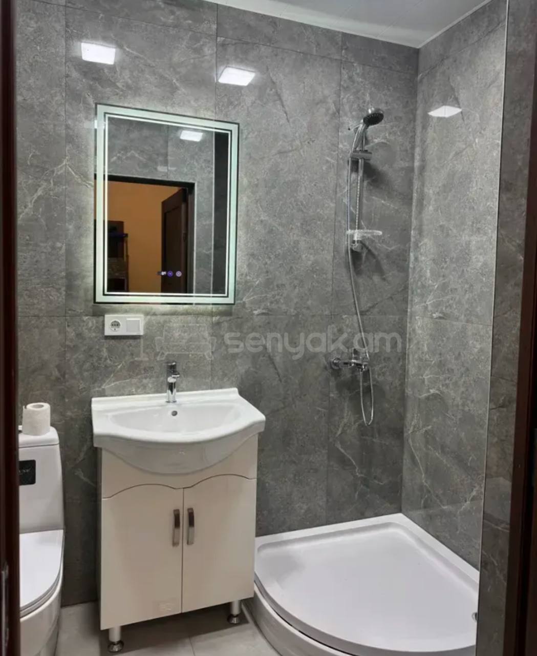 3 Սենյականոց Բնակարան, 73քմ, 5/16 հարկ, Կապիտալ Վերանորոգված, Կահավորված