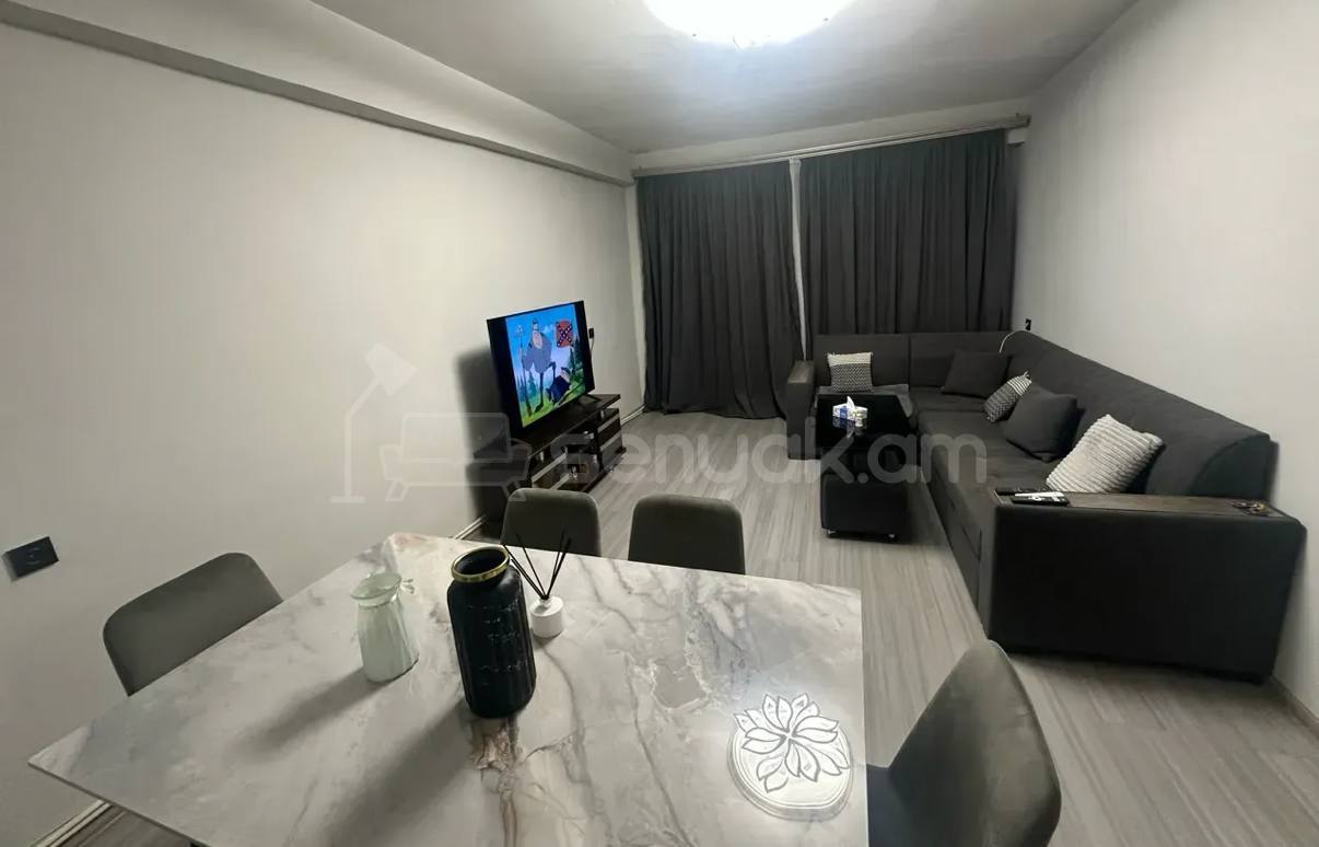 3 Սենյականոց Բնակարան, 64քմ, 1/14 հարկ, Կապիտալ Վերանորոգված