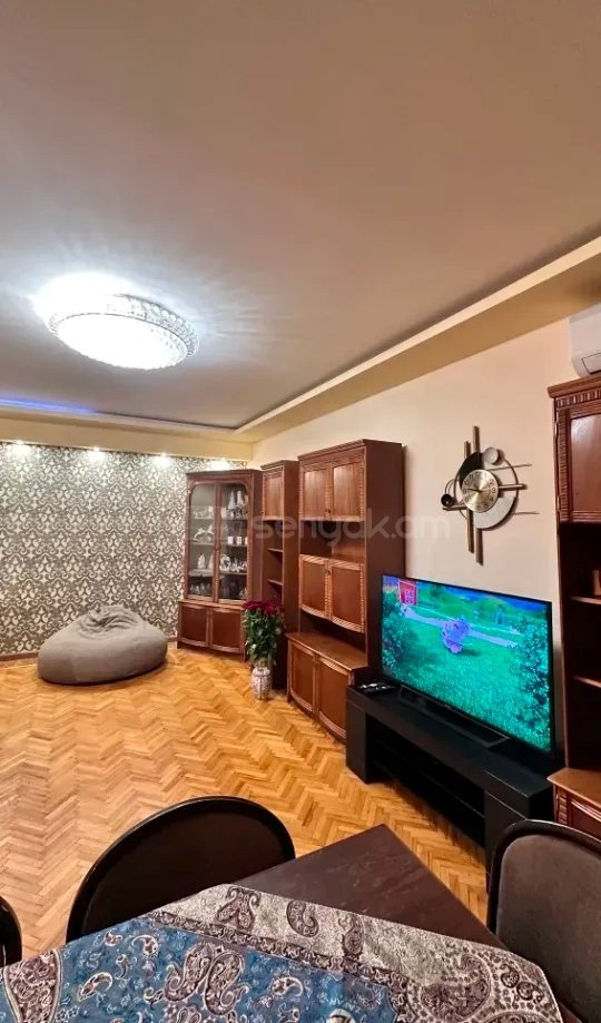 4 Սենյականոց Բնակարան, 89քմ, 11/16 հարկ, Նորմալ Վիճակում