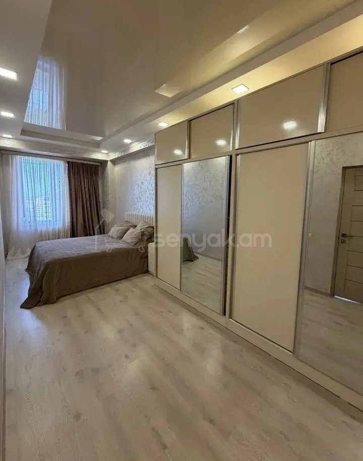 4 Սենյականոց Բնակարան Նորակառույցում, 120քմ, 11/13 հարկ, Կապիտալ Վերանորոգված