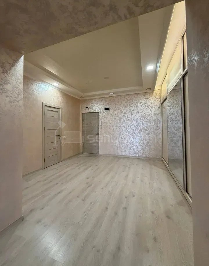 4 Սենյականոց Բնակարան Նորակառույցում, 120քմ, 11/13 հարկ, Կապիտալ Վերանորոգված