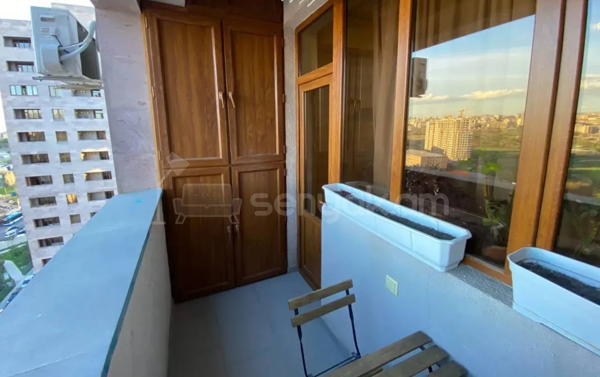 2 Սենյականոց Բնակարան, 60քմ, 9/13 հարկ, Կապիտալ Վերանորոգված, Կահավորված