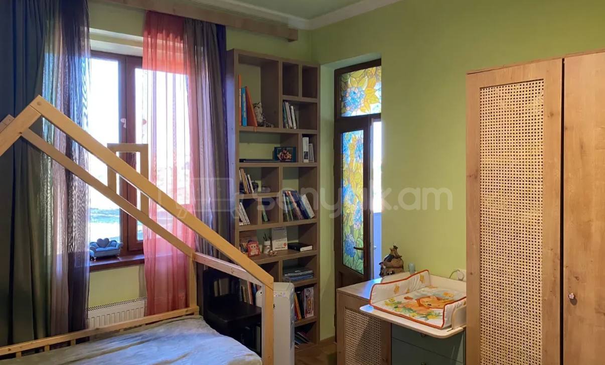 2 Սենյականոց Բնակարան, 60քմ, 9/13 հարկ, Կապիտալ Վերանորոգված, Կահավորված