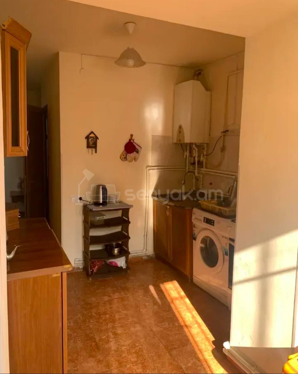 2 Սենյականոց Բնակարան Քարե Շենքում, 51քմ, 1/4 հարկ, Կոսմետիկ Վերանորոգված, Կահավորված