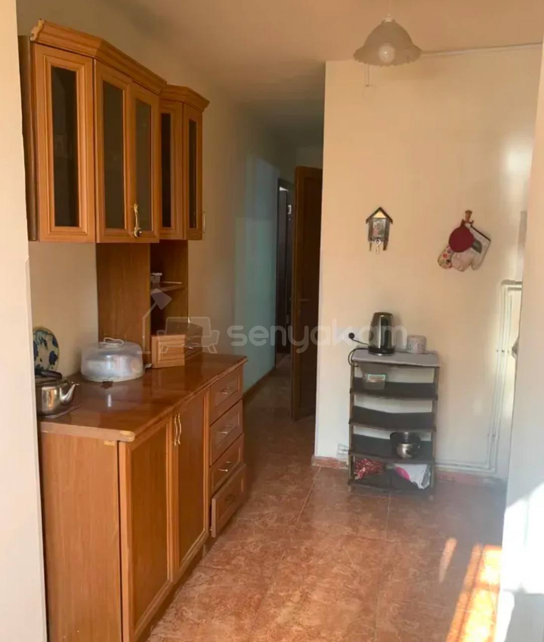 3 Սենյականոց Բնակարան Քարե Շենքում, 51քմ, 1/4 հարկ, Կոսմետիկ Վերանորոգված, Կահավորված