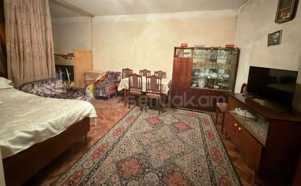 1 Սենյականոց Բնակարան, 43քմ, 10/16 հարկ, Պետական Վիճակում