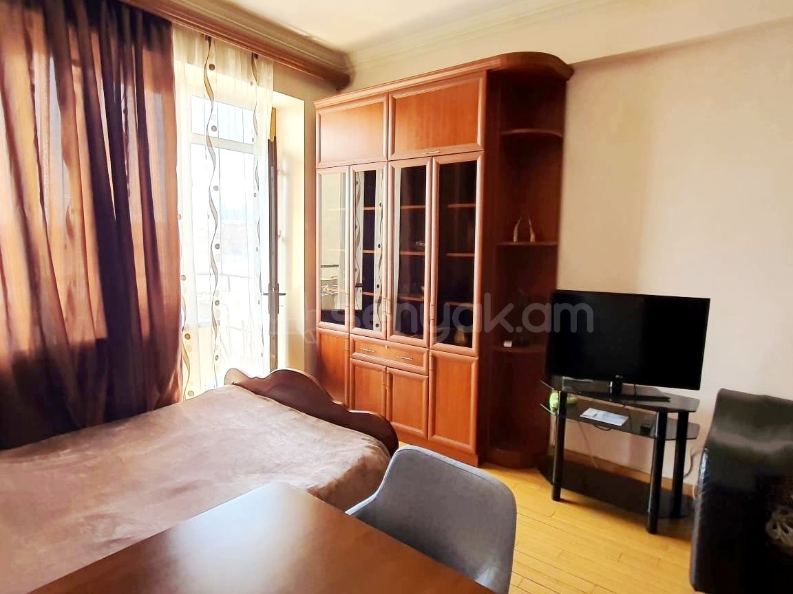 1 Սենյականոց Բնակարան Նորակառույցում, 36քմ, 6/14 հարկ, Կապիտալ Վերանորոգված