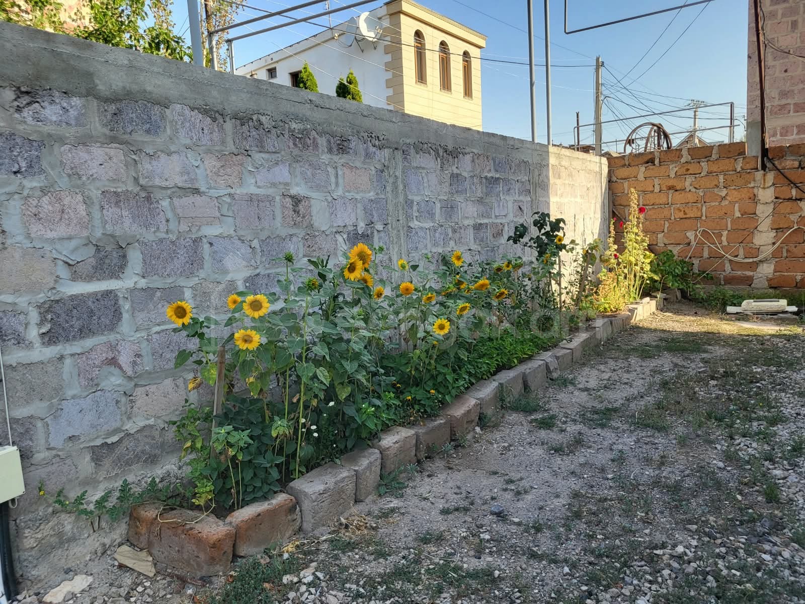 3 Սենյականոց Սեփական Տուն, 190քմ, Կապիտալ Վերանորոգված, Ավտոտնակով