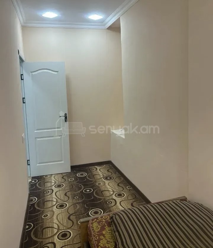 3 Սենյականոց Բնակարան Քարե Շենքում, 68քմ, 1/1 հարկ, Կապիտալ Վերանորոգված, Կահավորված