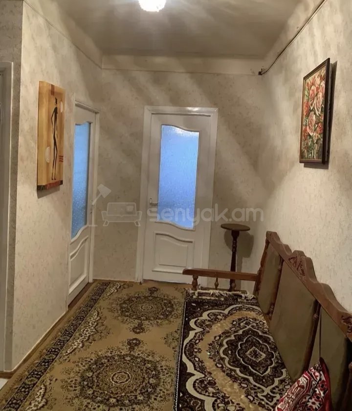 2 Սենյականոց Բնակարան Քարե Շենքում, 58քմ, 4/9 հարկ, Նորմալ Վիճակում, Կահավորված