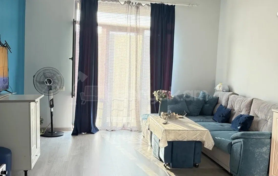 2 Սենյականոց Բնակարան Քարե Շենքում, 50քմ, 2/4 հարկ, Կապիտալ Վերանորոգված