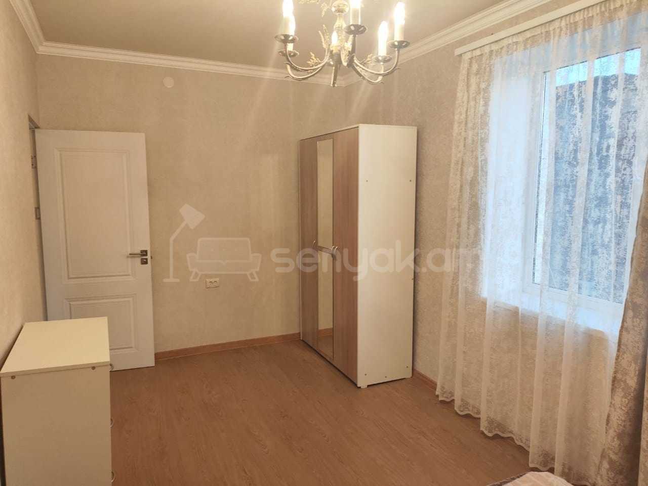3 Սենյականոց Բնակարան Քարե Շենքում, 75քմ, 5/5 հարկ, Դիզայներական Վերանորոգված
