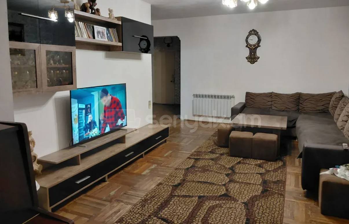 3 Սենյականոց Բնակարան, 80քմ, 1/9 հարկ, Նորմալ Վիճակում