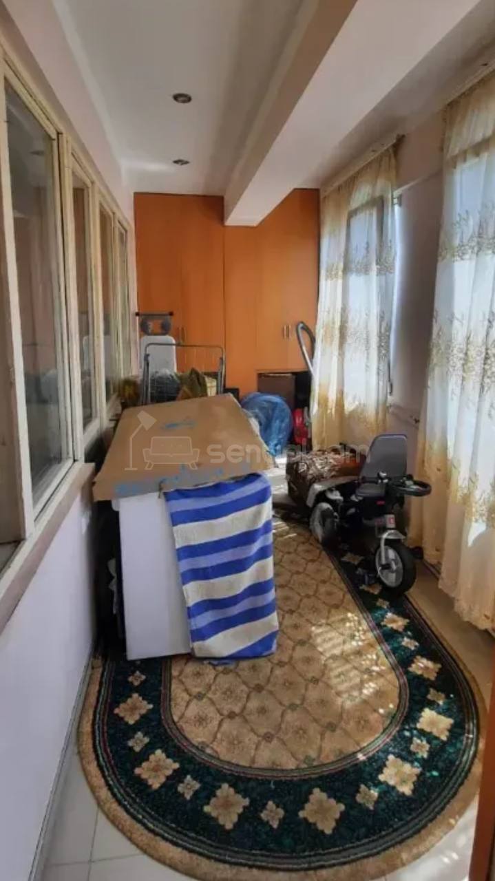 3 Սենյականոց Բնակարան, 78քմ, 5/9 հարկ, Նորմալ Վիճակում