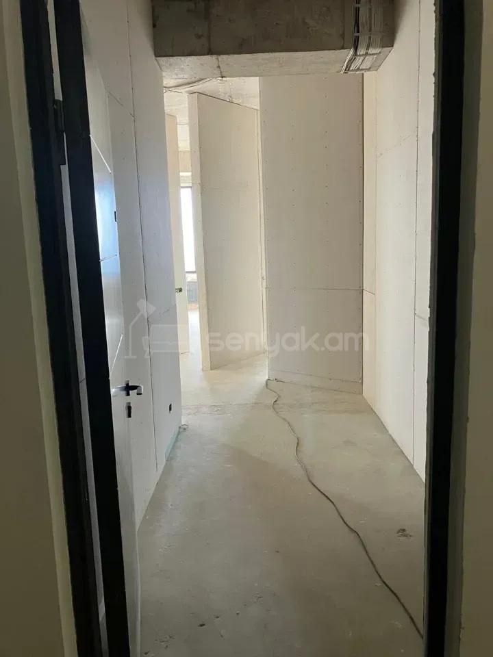 4 Սենյականոց Բնակարան Նորակառույցում, 125քմ, 13/14 հարկ, Զրոյական Վիճակում