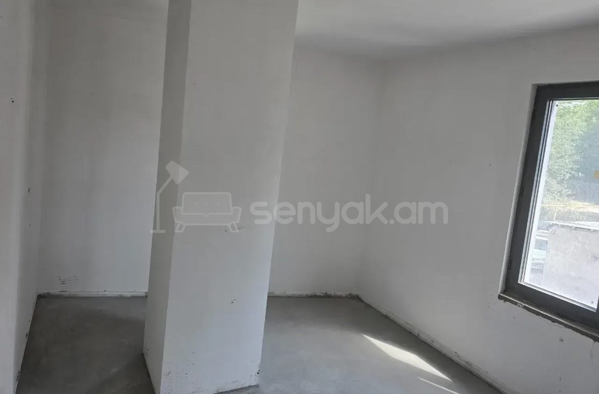 3 Սենյականոց Բնակարան, 72քմ, 2/16 հարկ, Զրոյական Վիճակում