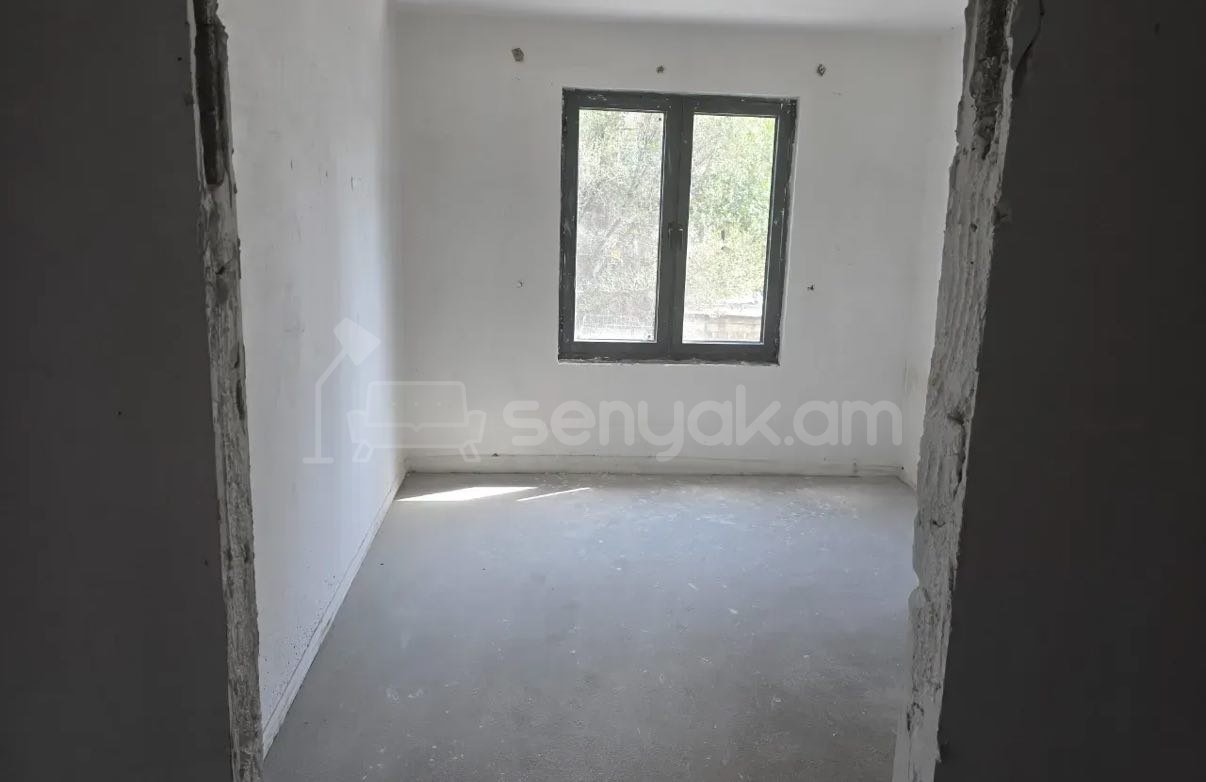 3 Սենյականոց Բնակարան, 72քմ, 2/16 հարկ, Զրոյական Վիճակում