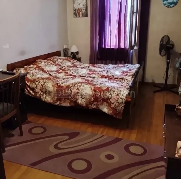 3 Սենյականոց Բնակարան Քարե Շենքում, 77քմ, 4/5 հարկ, Պետական Վիճակում
