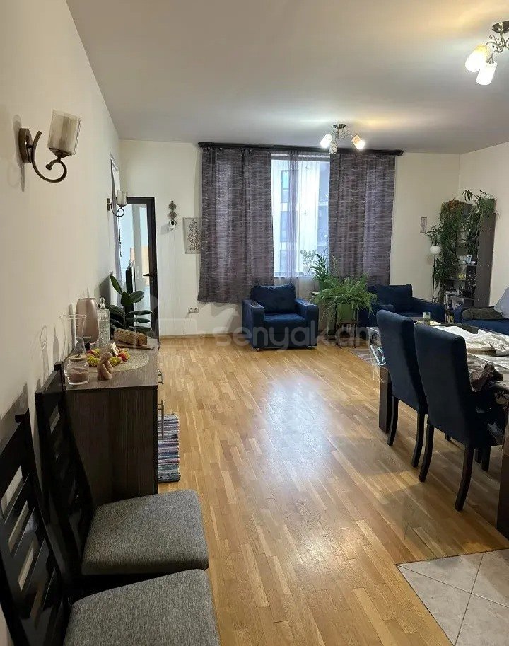 2 Սենյականոց Բնակարան Նորակառույցում, 85քմ, 2/5 հարկ, Կապիտալ Վերանորոգված