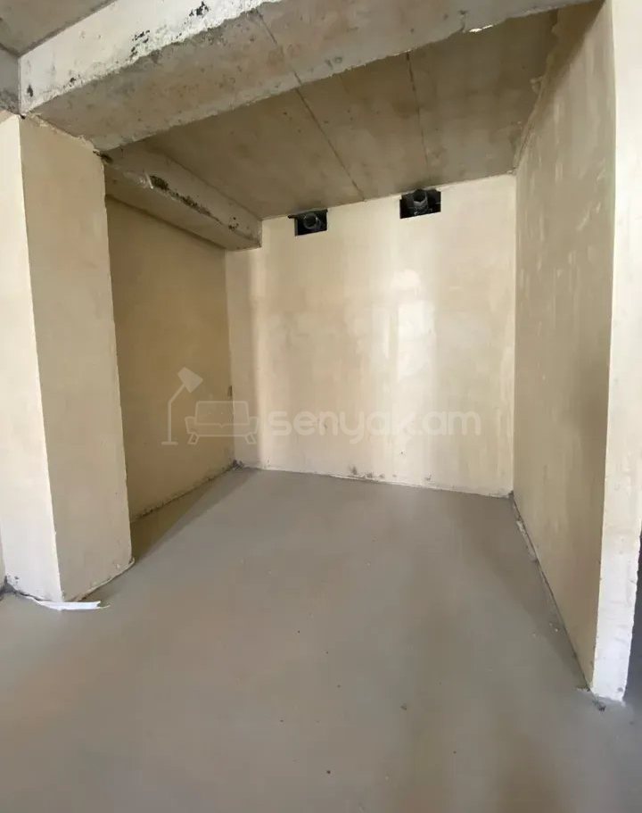 2 Սենյականոց Բնակարան, 57քմ, 4/4 հարկ, Զրոյական Վիճակում