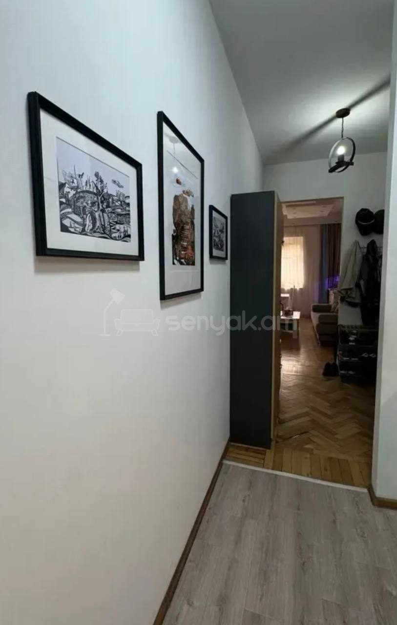 3 Սենյականոց Բնակարան Քարե Շենքում, 60քմ, 2/3 հարկ, Կապիտալ Վերանորոգված