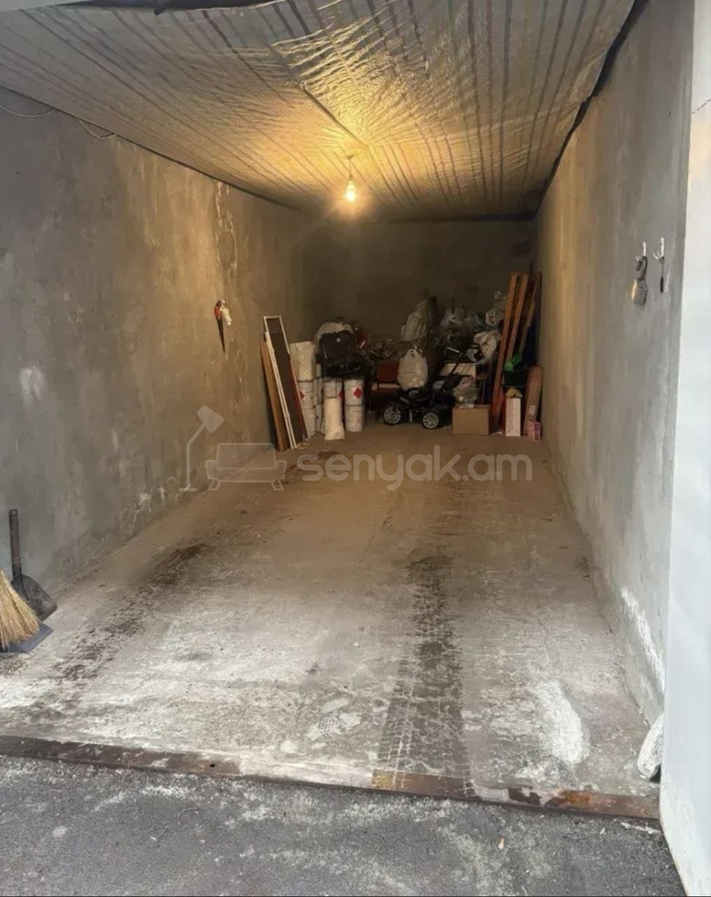 2 Սենյականոց Բնակարան Քարե Շենքում, 56քմ, 4/5 հարկ, Կապիտալ Վերանորոգված