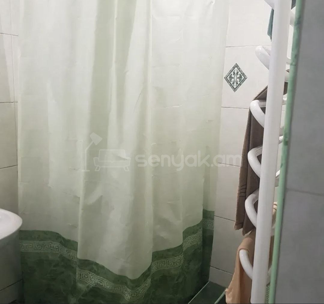 2 Սենյականոց Բնակարան, 43քմ, 8/9 հարկ, Նորմալ Վիճակում