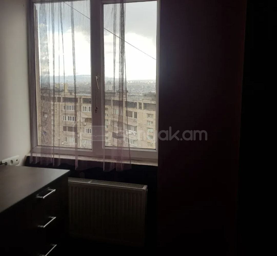 2 Սենյականոց Բնակարան, 43քմ, 8/9 հարկ, Նորմալ Վիճակում