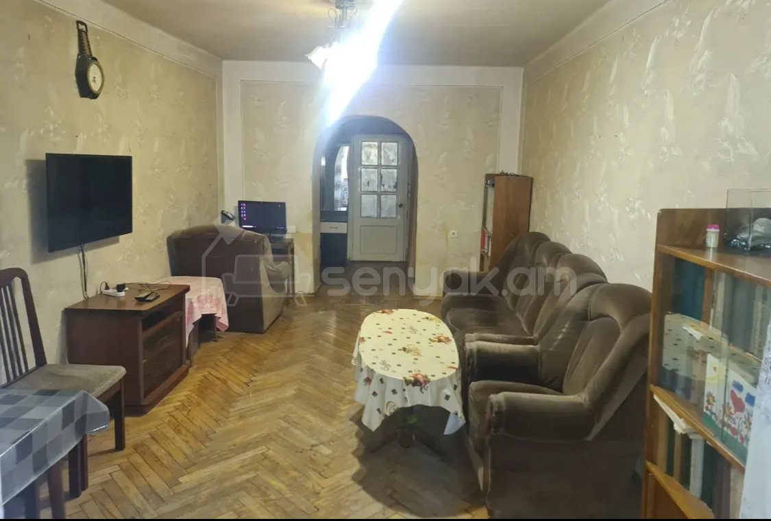 3 Սենյականոց Բնակարան Քարե Շենքում, 71քմ, 1/5 հարկ, Կոսմետիկ Վերանորոգված