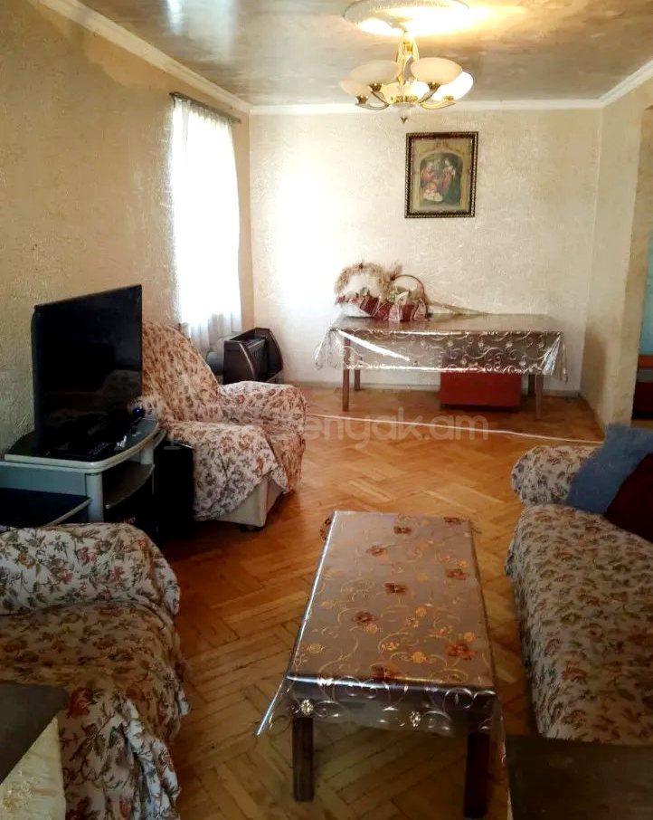 2 Սենյականոց Բնակարան, 51քմ, 2/5 հարկ, Կոսմետիկ Վերանորոգված