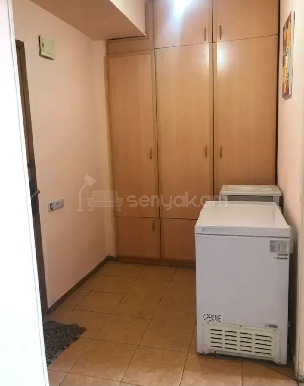 2 Սենյականոց Բնակարան Քարե Շենքում, 44քմ, 4/5 հարկ, Նորմալ Վիճակում