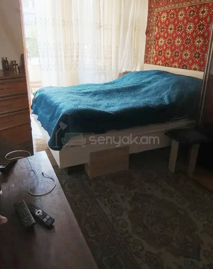 3 Սենյականոց Բնակարան Քարե Շենքում, 77քմ, 4/5 հարկ, Կոսմետիկ Վերանորոգված