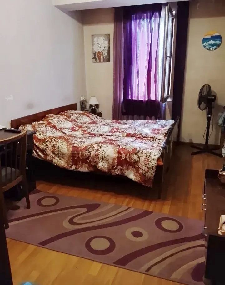 3 Սենյականոց Բնակարան Քարե Շենքում, 77քմ, 4/5 հարկ, Կոսմետիկ Վերանորոգված