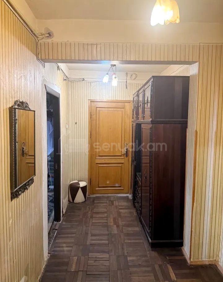 4 Սենյականոց Բնակարան, 89քմ, 8/9 հարկ, Կոսմետիկ Վերանորոգված