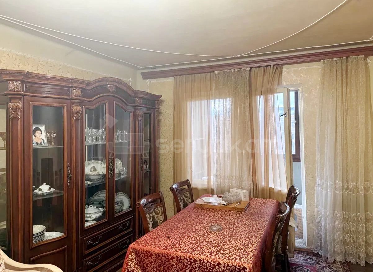 4 Սենյականոց Բնակարան, 89քմ, 8/9 հարկ, Կոսմետիկ Վերանորոգված