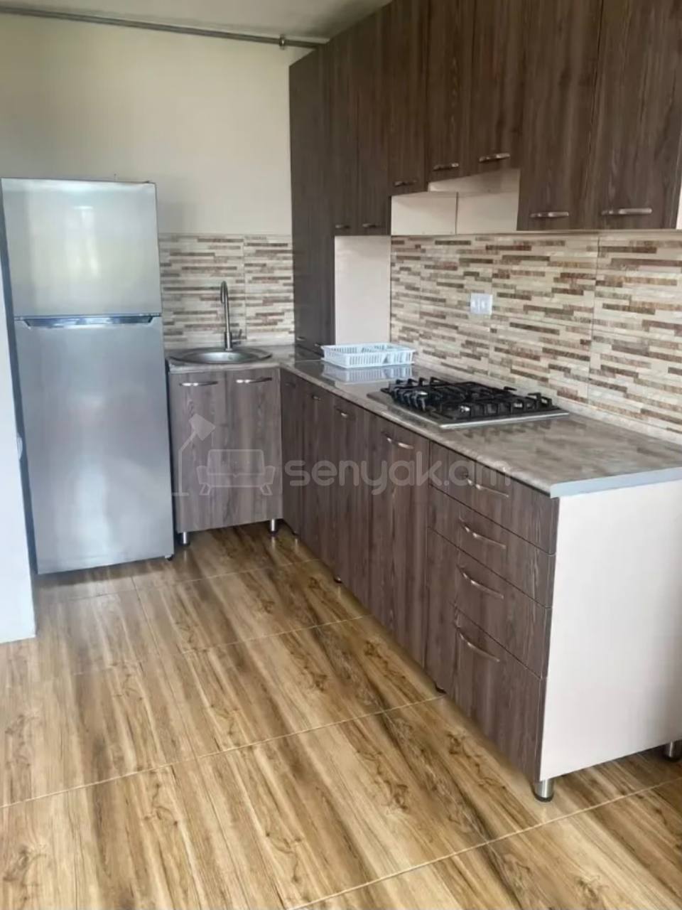 3 Սենյականոց Բնակարան, 63քմ, 9/10 հարկ, Կապիտալ Վերանորոգված