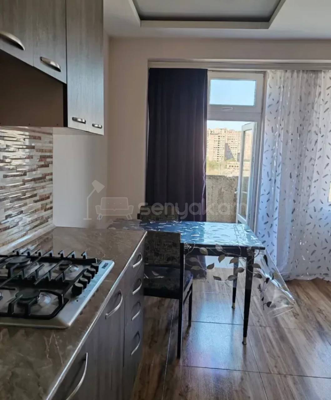 3 Սենյականոց Բնակարան, 63քմ, 9/10 հարկ, Կապիտալ Վերանորոգված