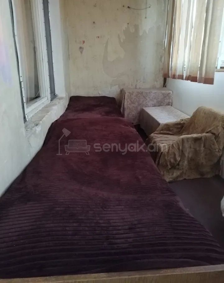 3 Սենյականոց Բնակարան, 100քմ, 9/9 հարկ, Նորմալ Վիճակում