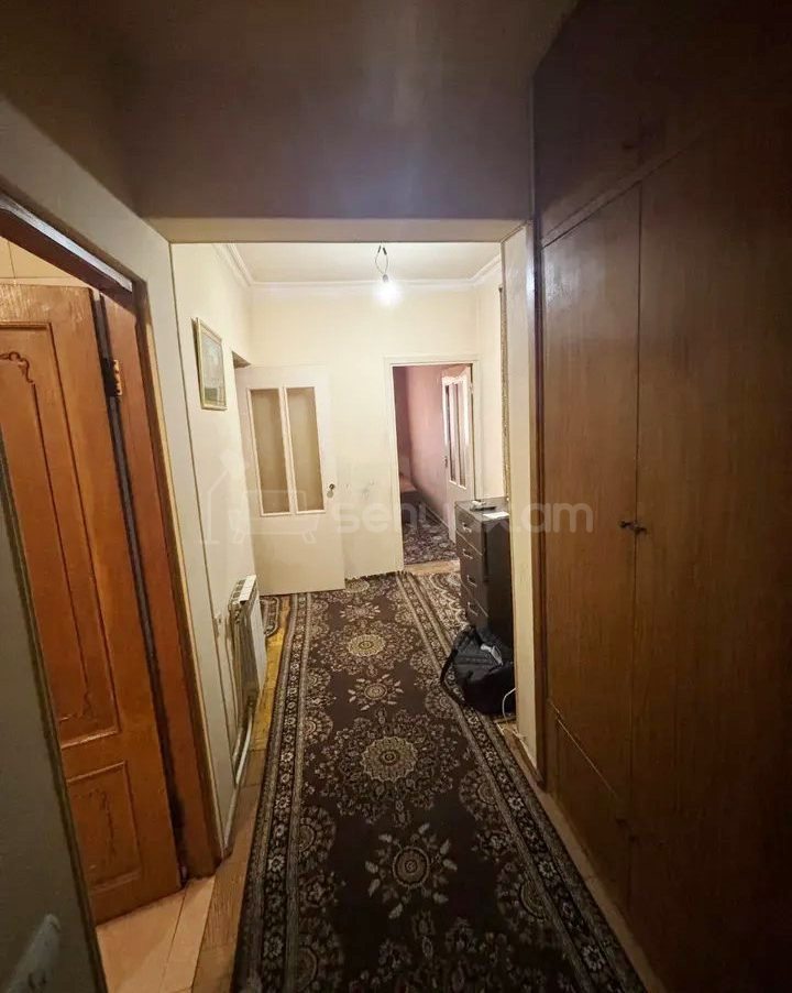 3 Սենյականոց Բնակարան, 62քմ, 1/9 հարկ, Նորմալ Վիճակում