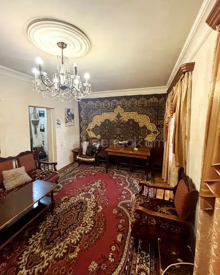 3 Սենյականոց Բնակարան, 62քմ, 1/9 հարկ, Նորմալ Վիճակում