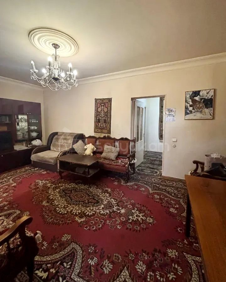 3 Սենյականոց Բնակարան, 62քմ, 1/9 հարկ, Նորմալ Վիճակում
