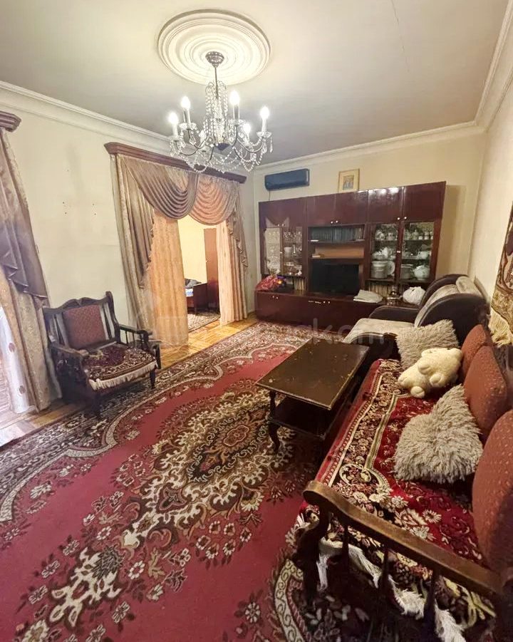 3 Սենյականոց Բնակարան, 62քմ, 1/9 հարկ, Նորմալ Վիճակում